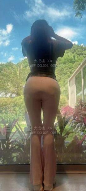 海珠丰臀巨乳角色扮演小妈