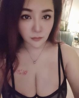 南京玄武门大胸熟女