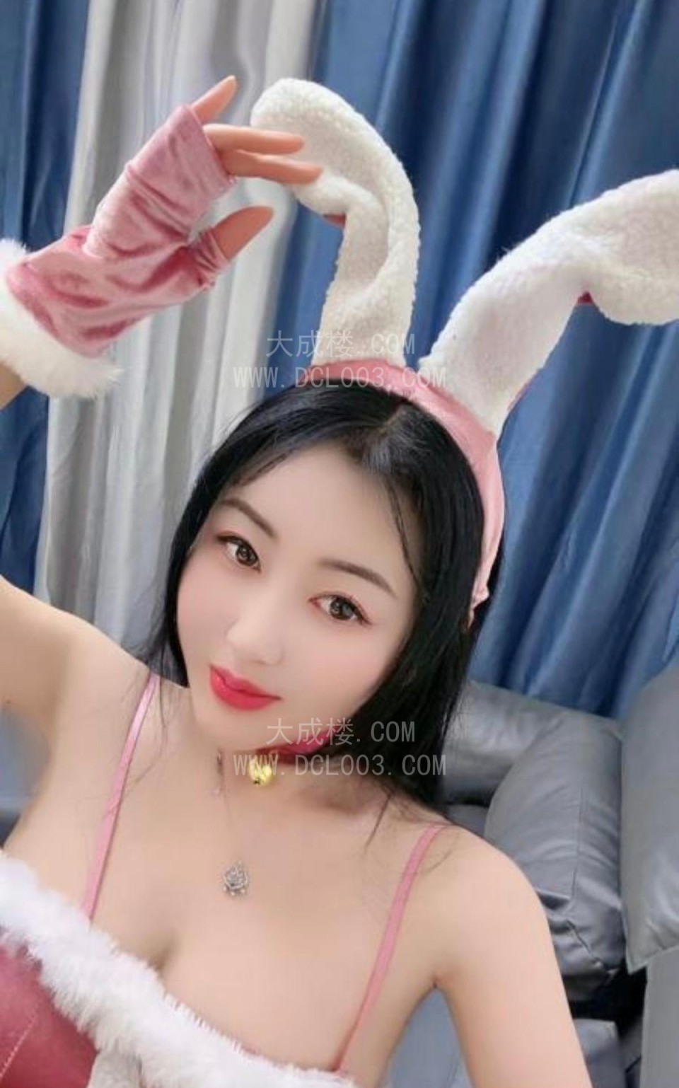 苏州肥臀巨乳露露老师