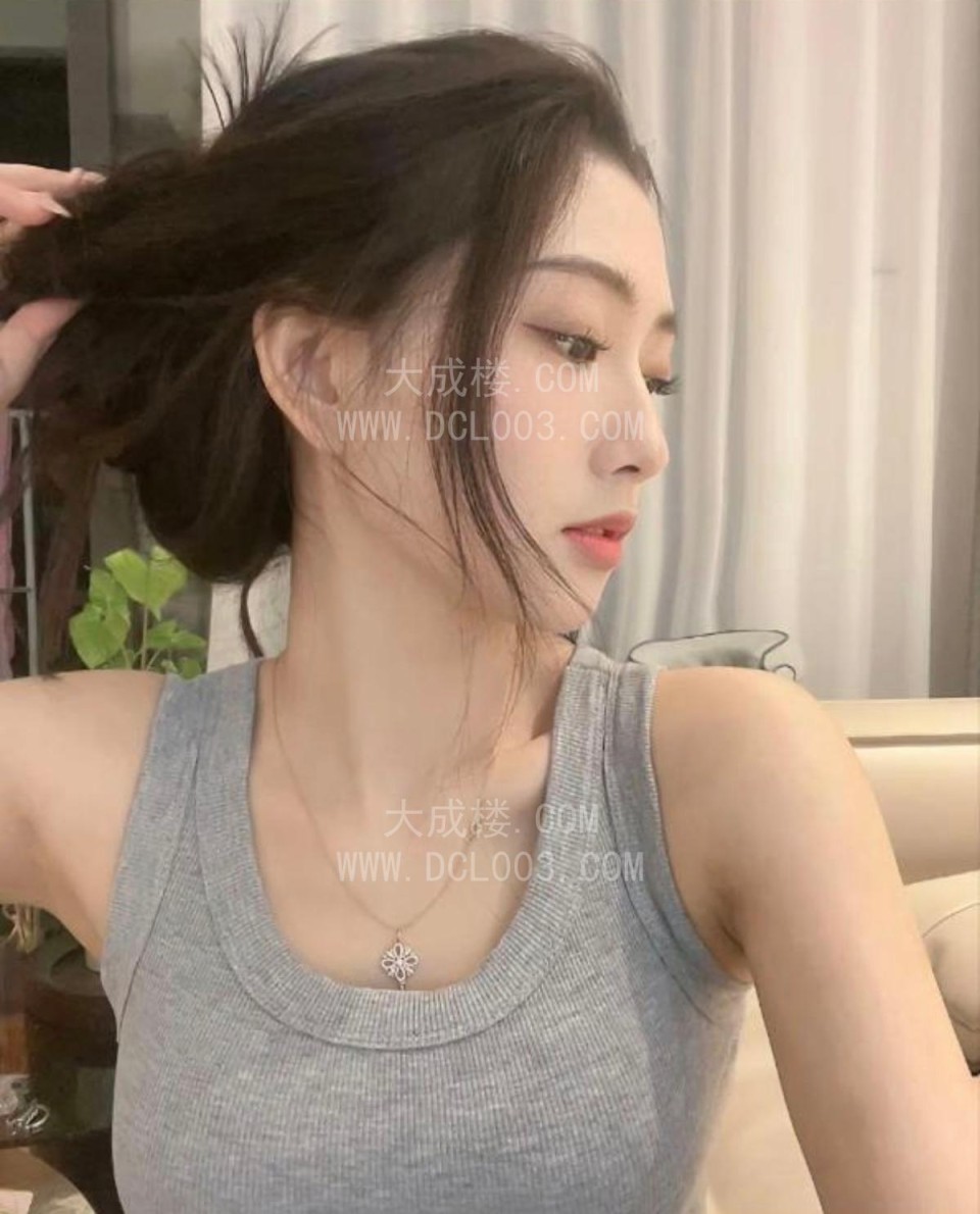 东莞美臀御姐李小璐