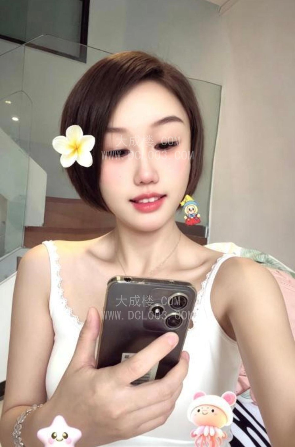 海珠苗条妹子
