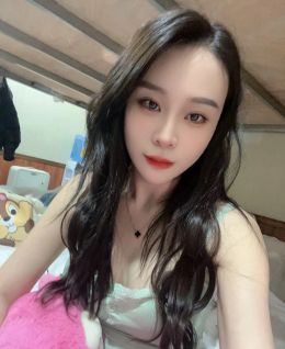 白云北性格开朗性感小颜