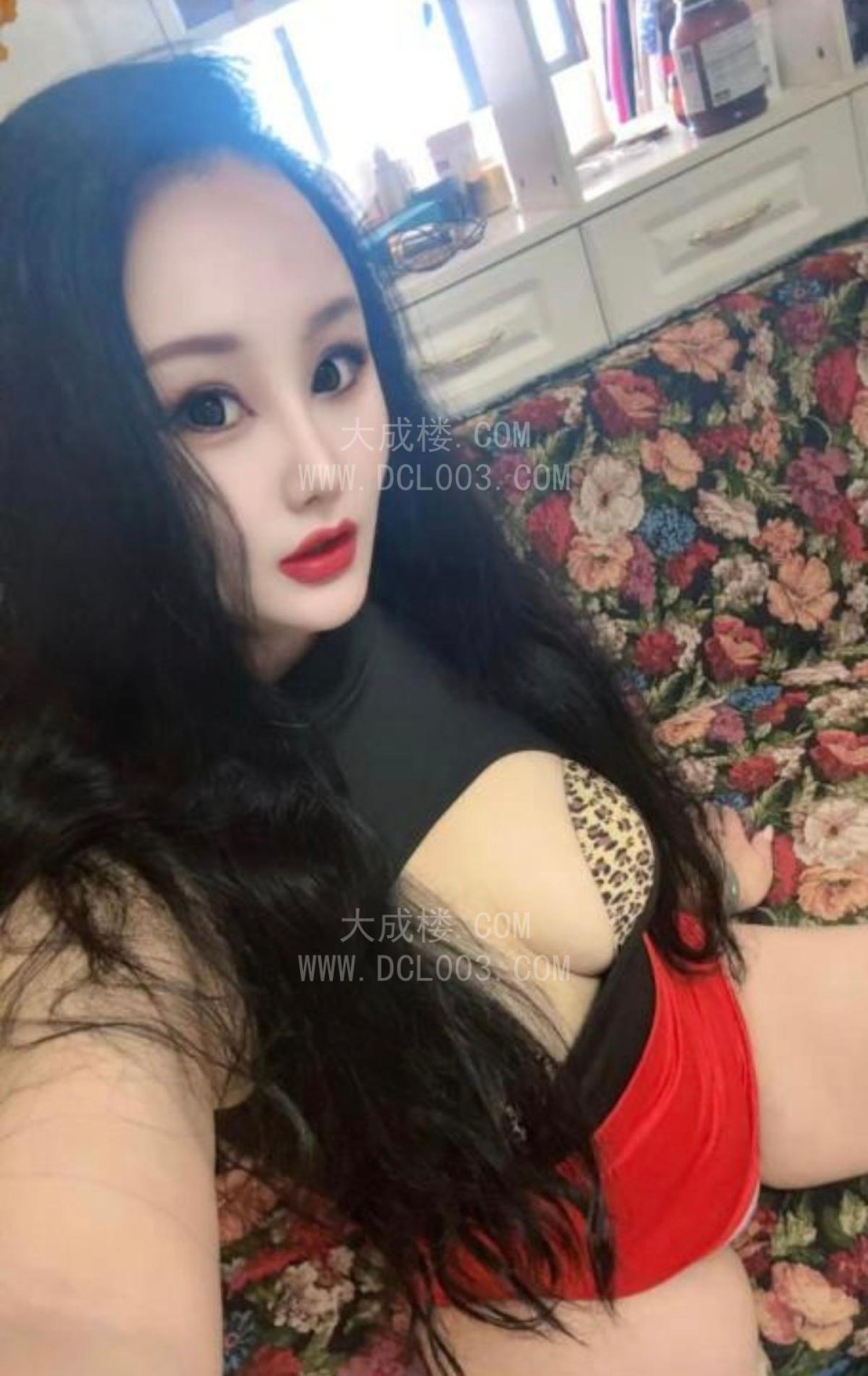 西安170大红唇性感御姐