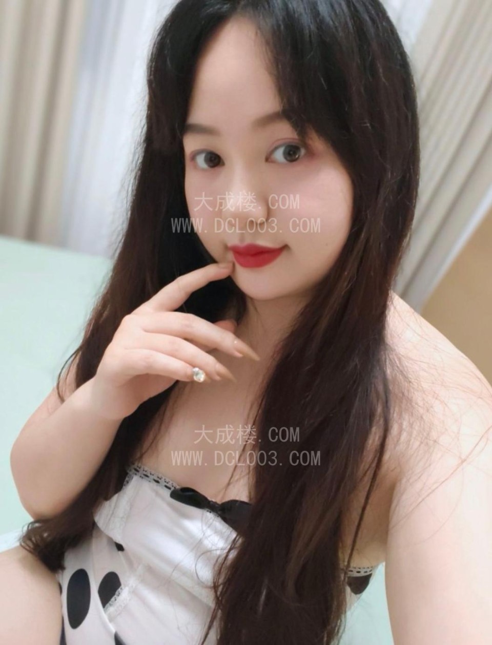 武汉少妇喷水依依