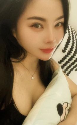南山性感水多大胸御姐