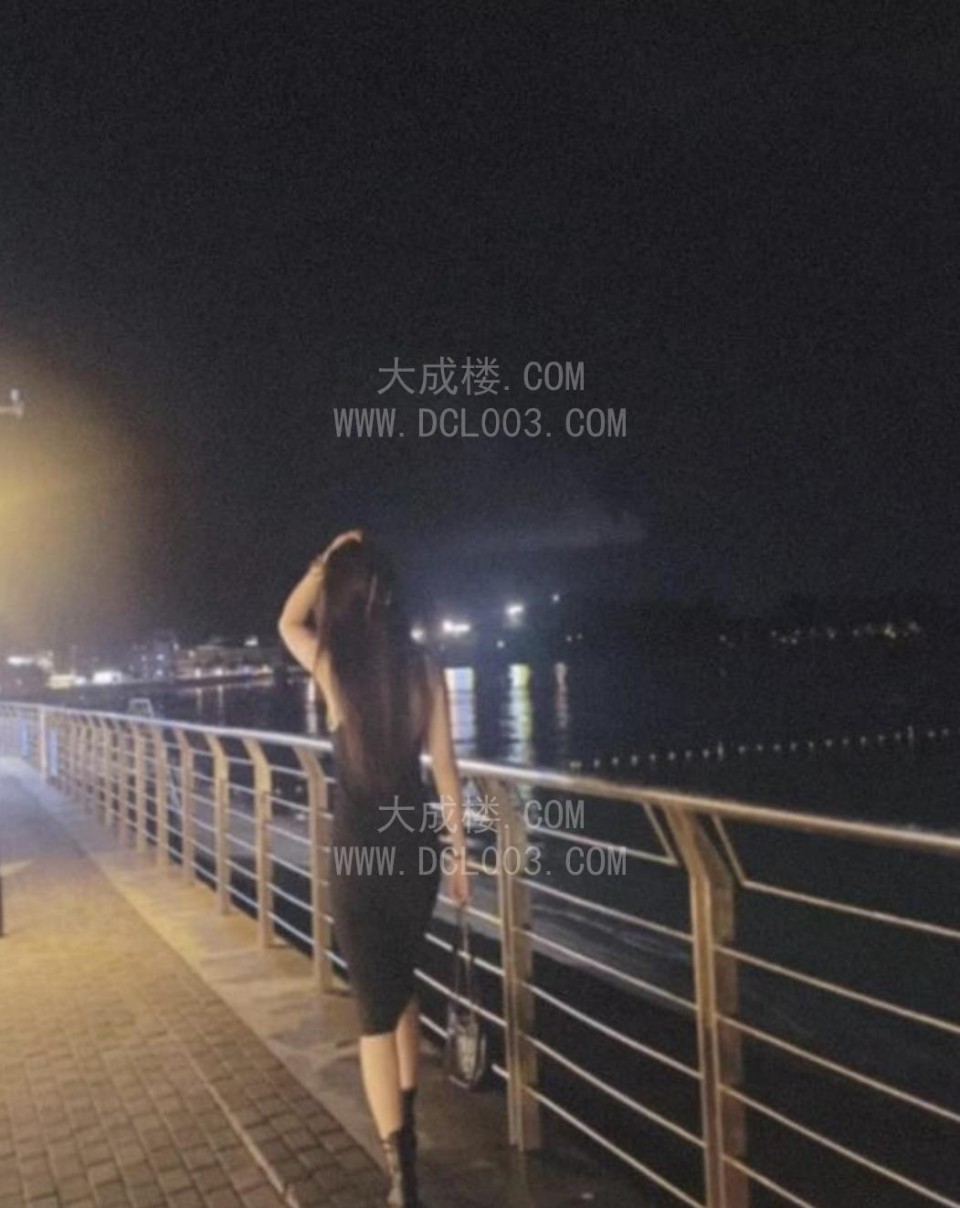 思明颜值身材系九月